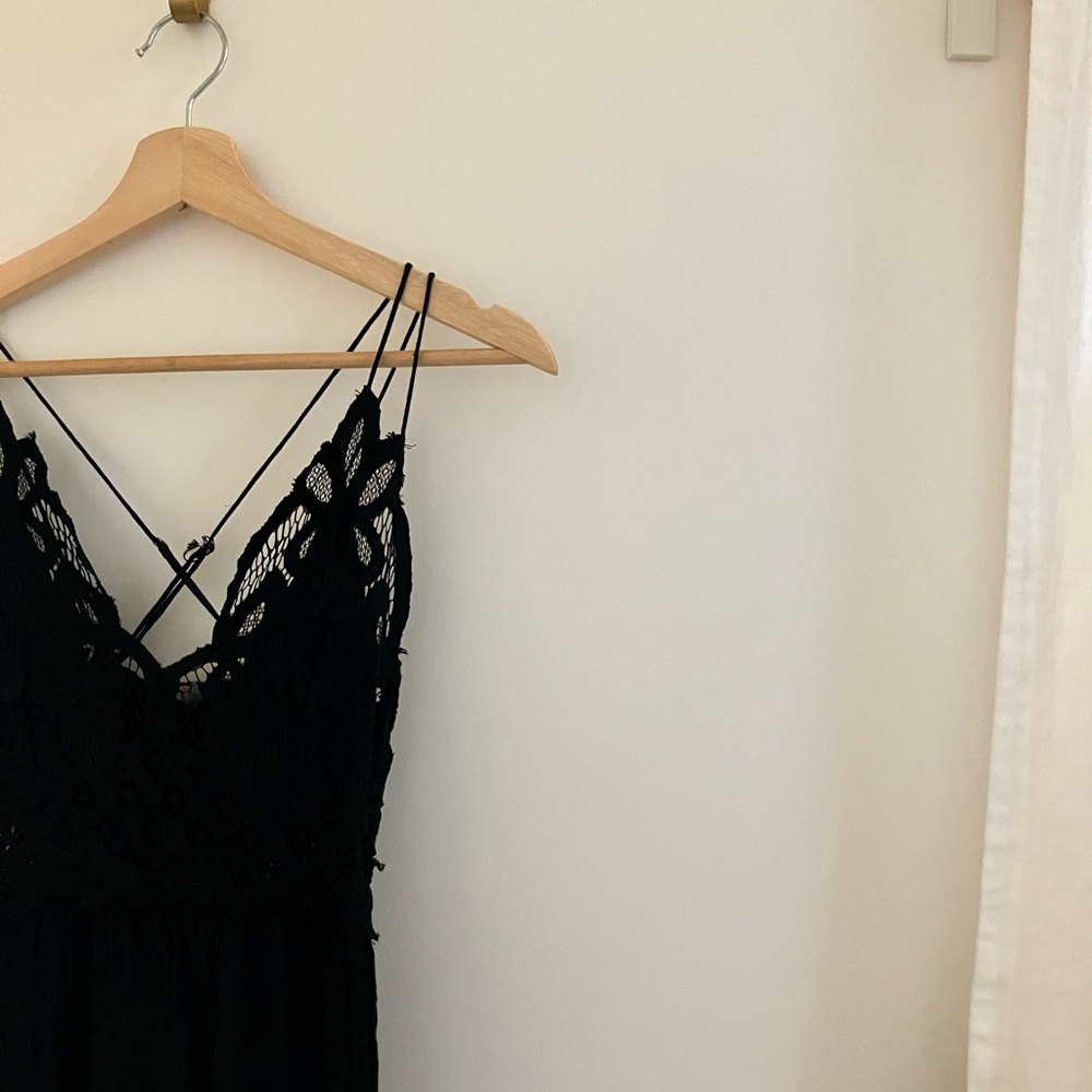 Elegant Black Lace Dress